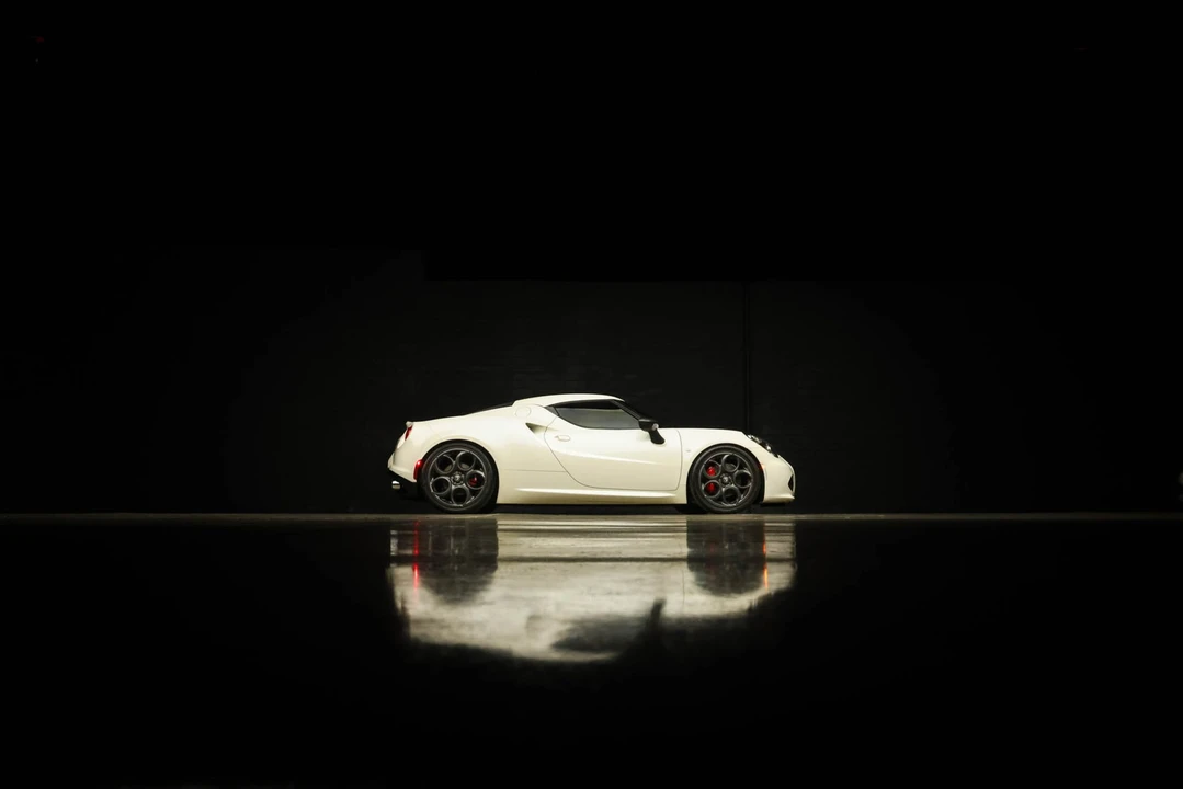 2016 Alfa Romeo 4C Coupe - Image 14 of 31