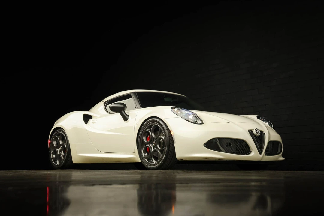 2016 Alfa Romeo 4C Coupe - Image 11 of 31