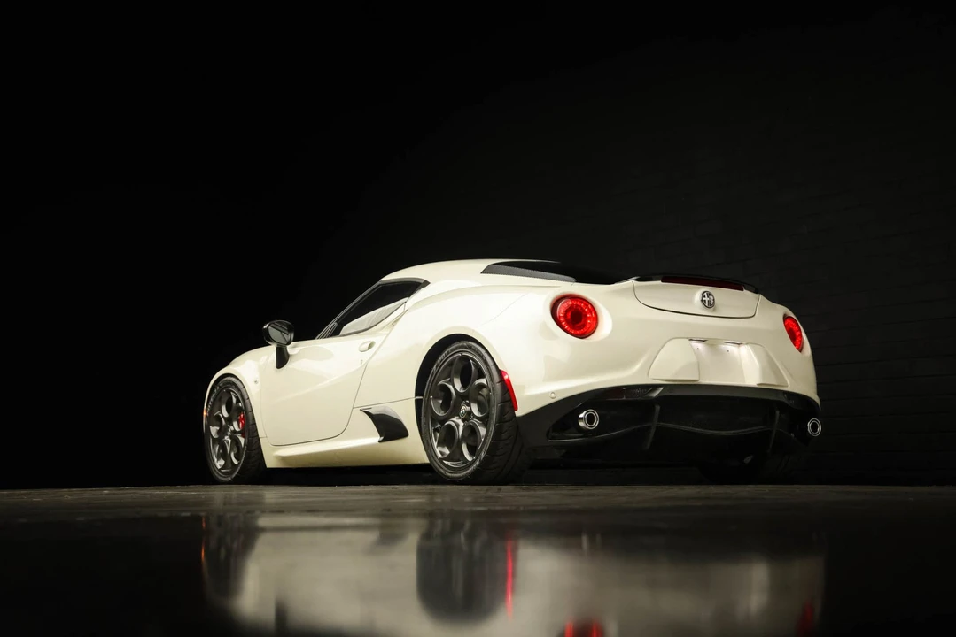 2016 Alfa Romeo 4C Coupe - Image 23 of 31