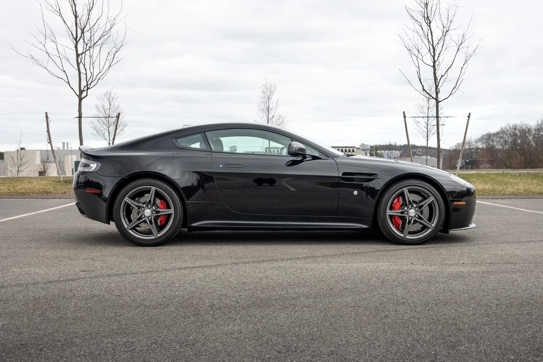 2016 Aston Martin V8 Vantage (2006-2017) - Image 7 of 31