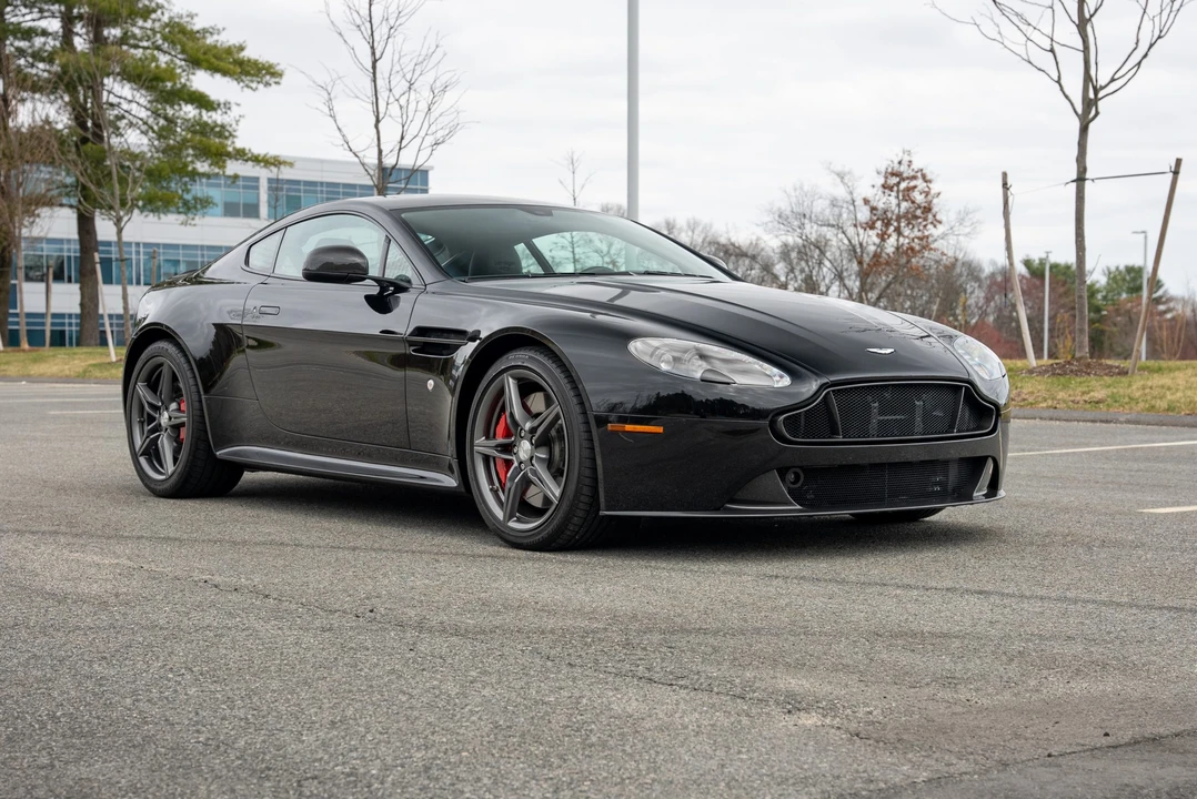 2016 Aston Martin V8 Vantage (2006-2017) - Image 5 of 31