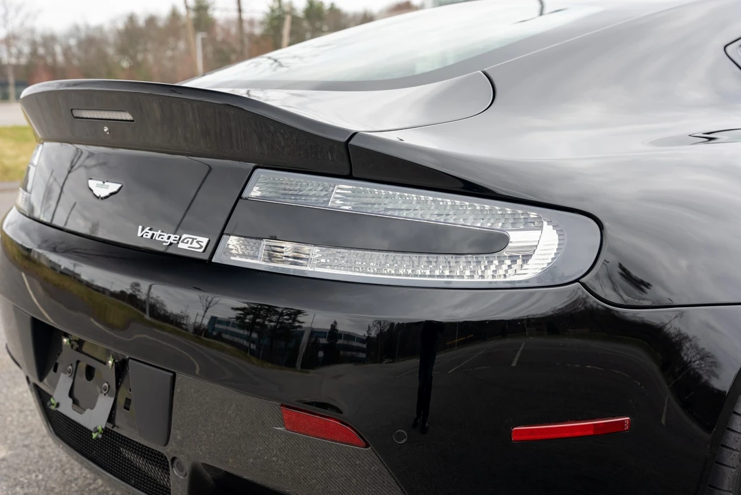 2016 Aston Martin V8 Vantage (2006-2017) - Image 29 of 31