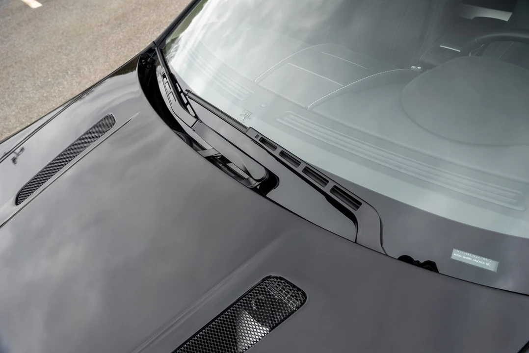 2016 Aston Martin V8 Vantage (2006-2017) - Image 17 of 31