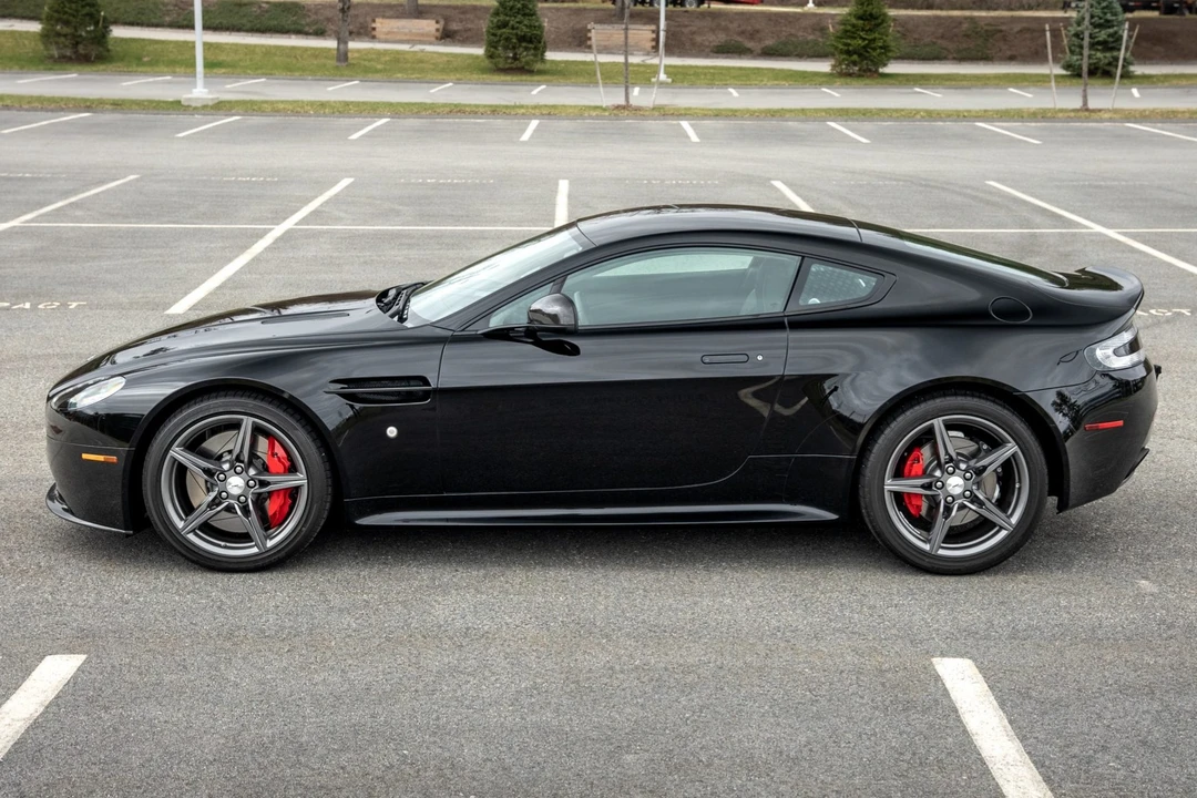 2016 Aston Martin V8 Vantage (2006-2017) - Image 15 of 31