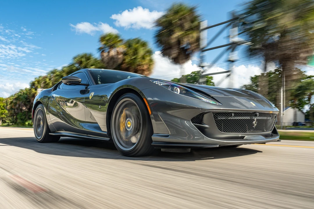 2020 Ferrari 812 Superfast - Image 8 of 31
