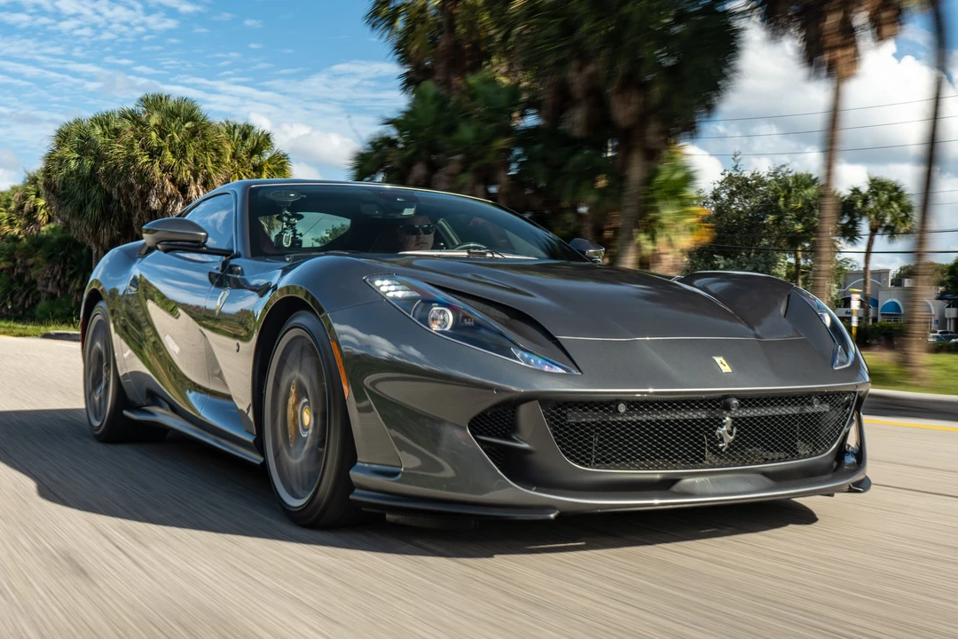 2020 Ferrari 812 Superfast - Image 9 of 31