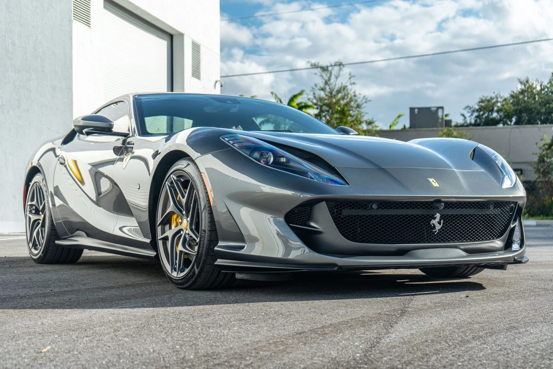 2020 Ferrari 812 Superfast - Image 29 of 31