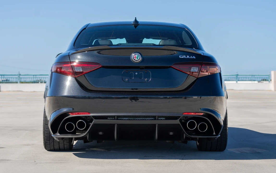 2023 Alfa Romeo Giulia Quadrifoglio - Image 13 of 31