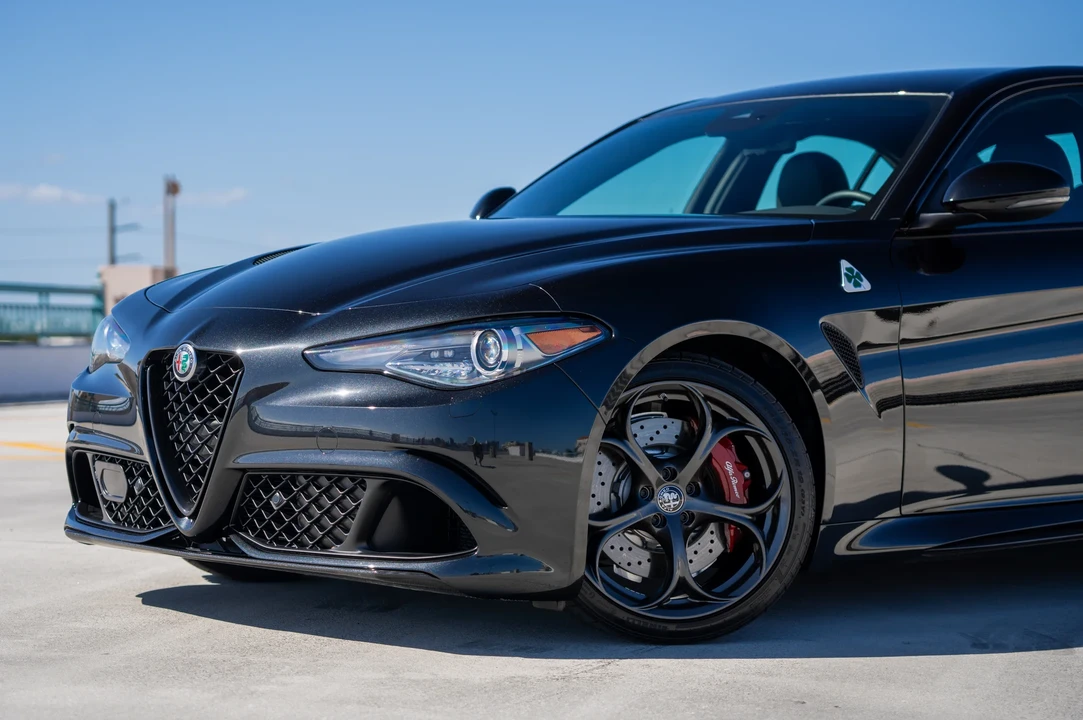 2023 Alfa Romeo Giulia Quadrifoglio - Image 24 of 31