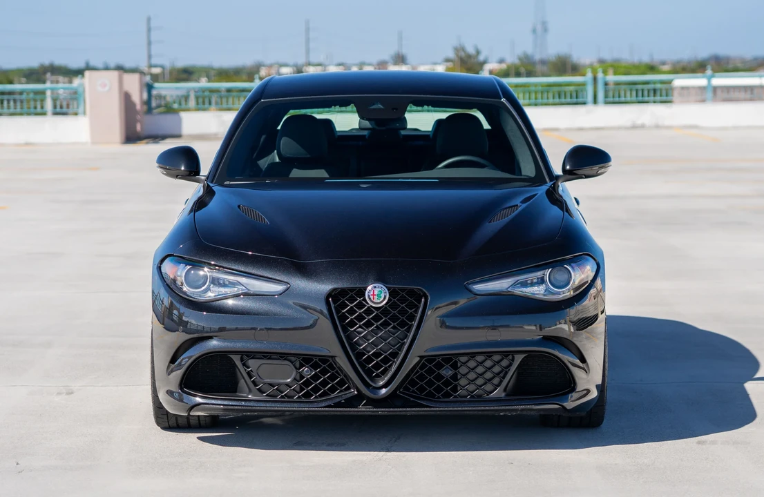 2023 Alfa Romeo Giulia Quadrifoglio - Image 4 of 31