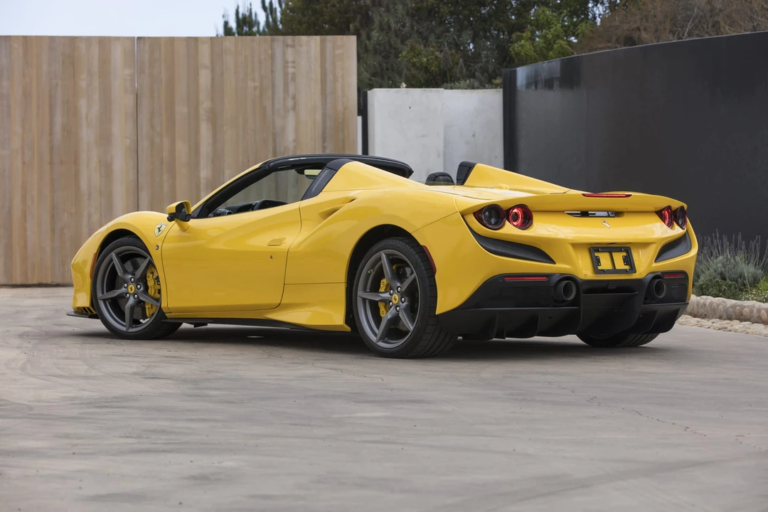 2022 Ferrari F8 Spider - Image 14 of 31