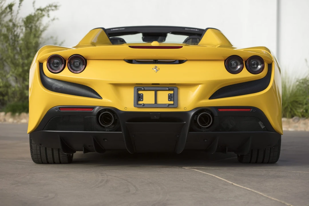 2022 Ferrari F8 Spider - Image 20 of 31
