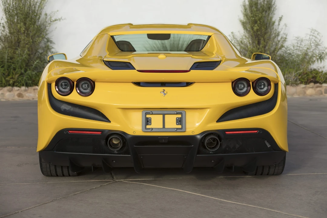 2022 Ferrari F8 Spider - Image 21 of 31