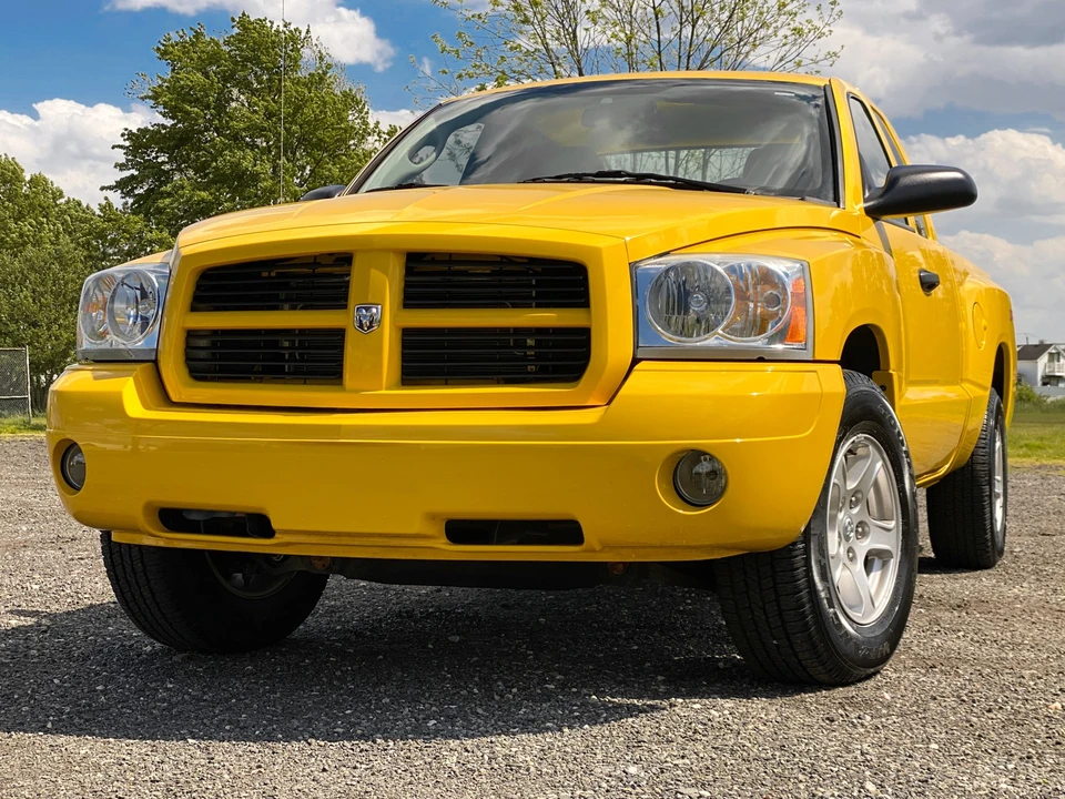 2006 Dodge Dakota 3rd Gen - Image 2 of 31