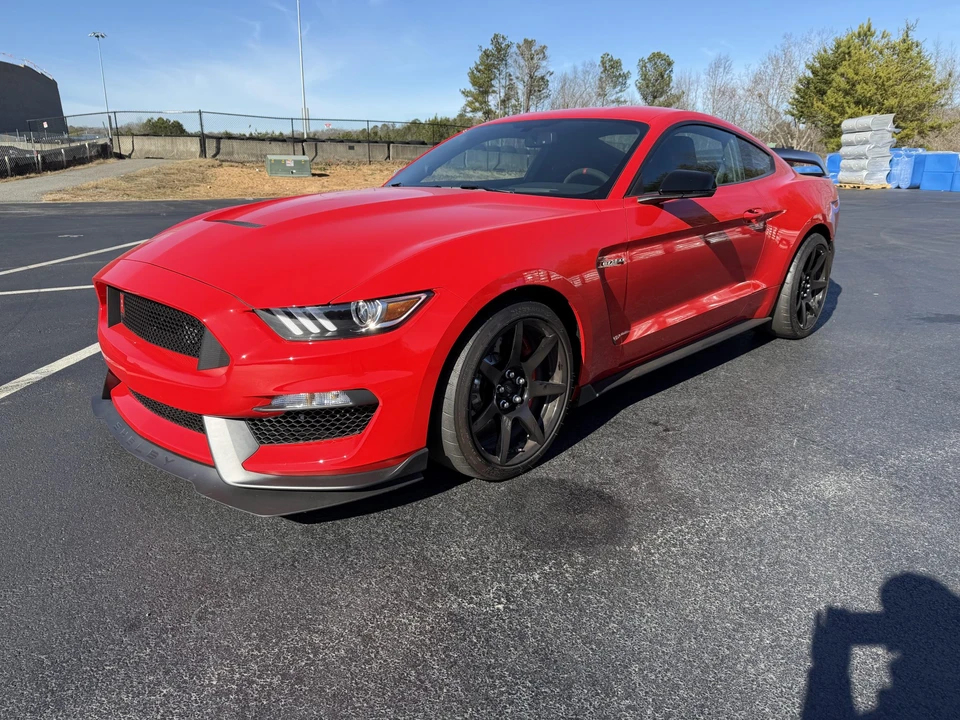 2016 Ford S550 Shelby Mustang GT350R - Image 2 of 31
