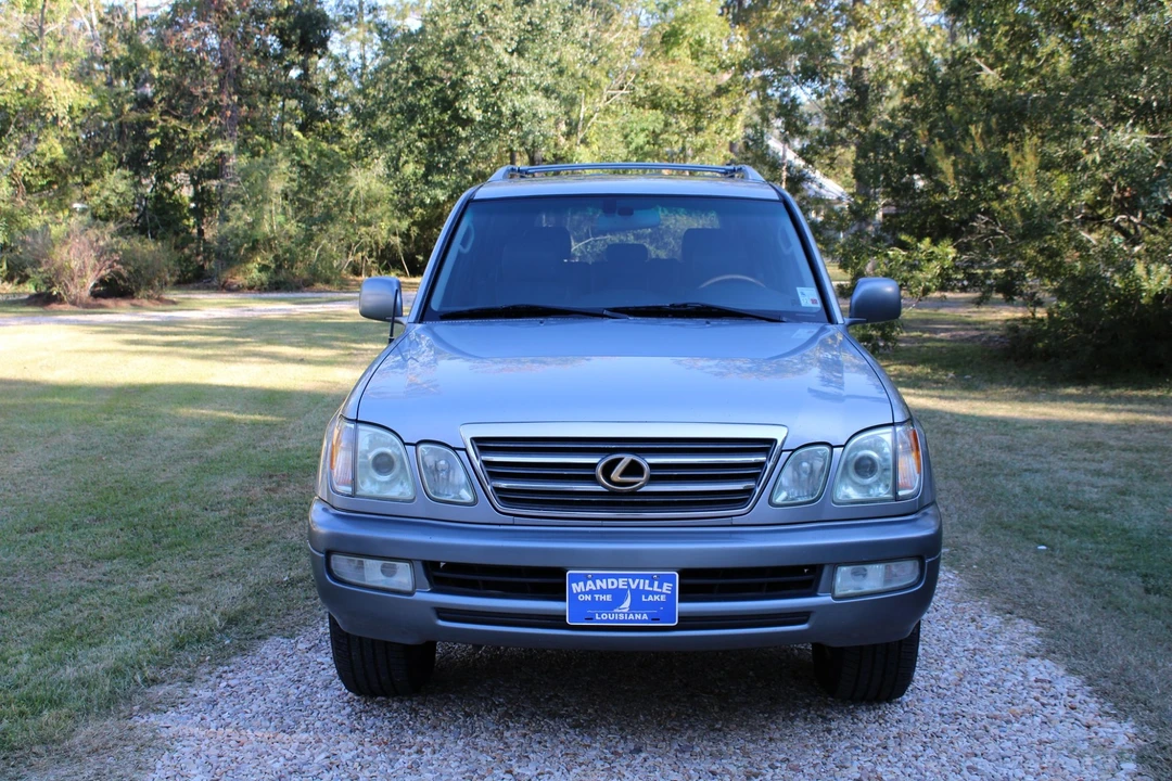 2005 Lexus LX 2nd Gen - Image 22 of 31