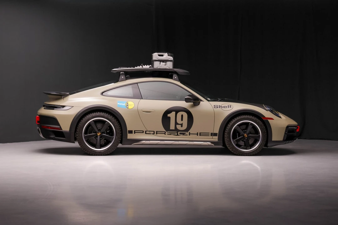 2024 Porsche 992 Dakar - Image 9 of 31