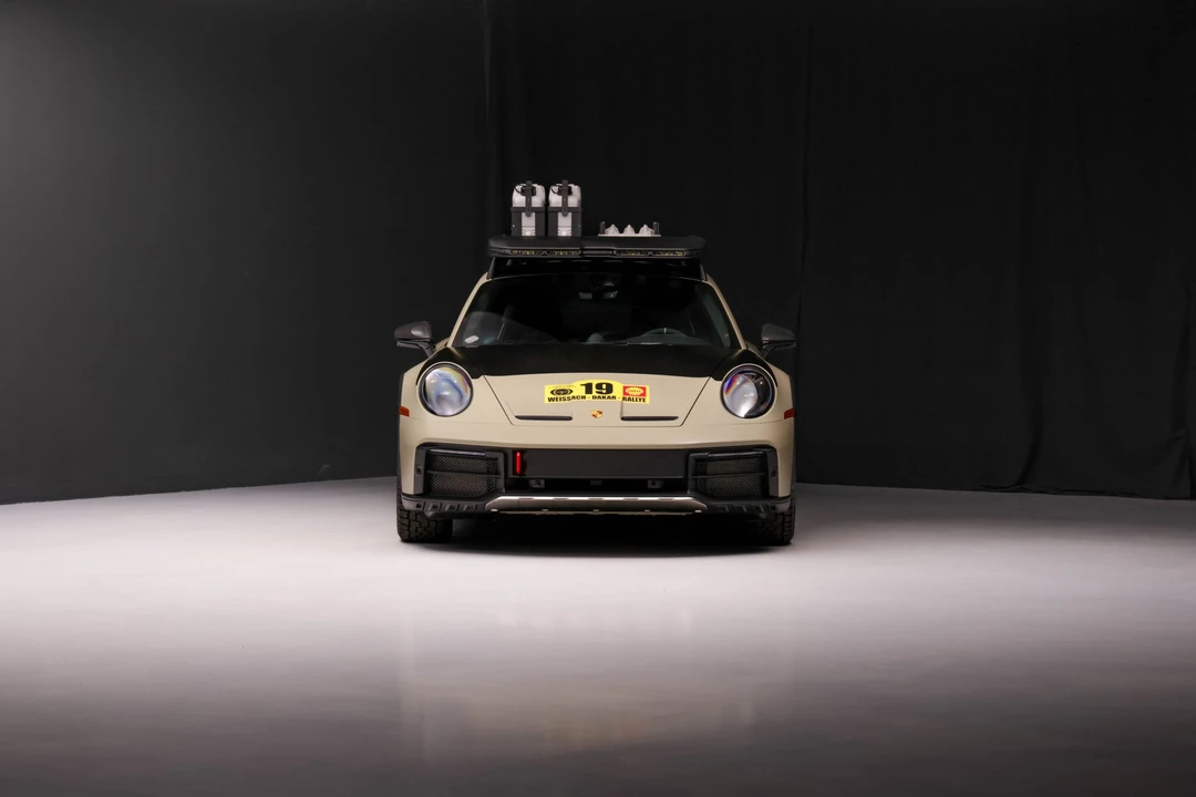 2024 Porsche 992 Dakar - Image 11 of 31
