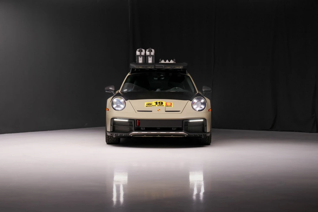 2024 Porsche 992 Dakar - Image 12 of 31