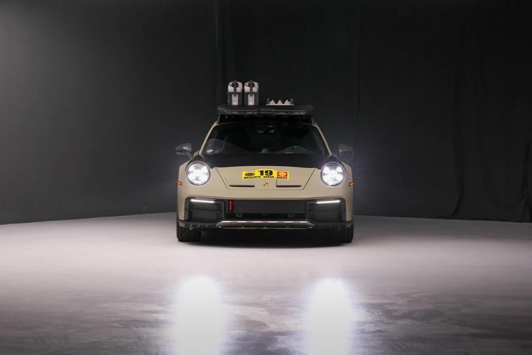 2024 Porsche 992 Dakar - Image 13 of 31