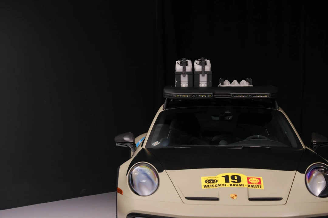 2024 Porsche 992 Dakar - Image 14 of 31