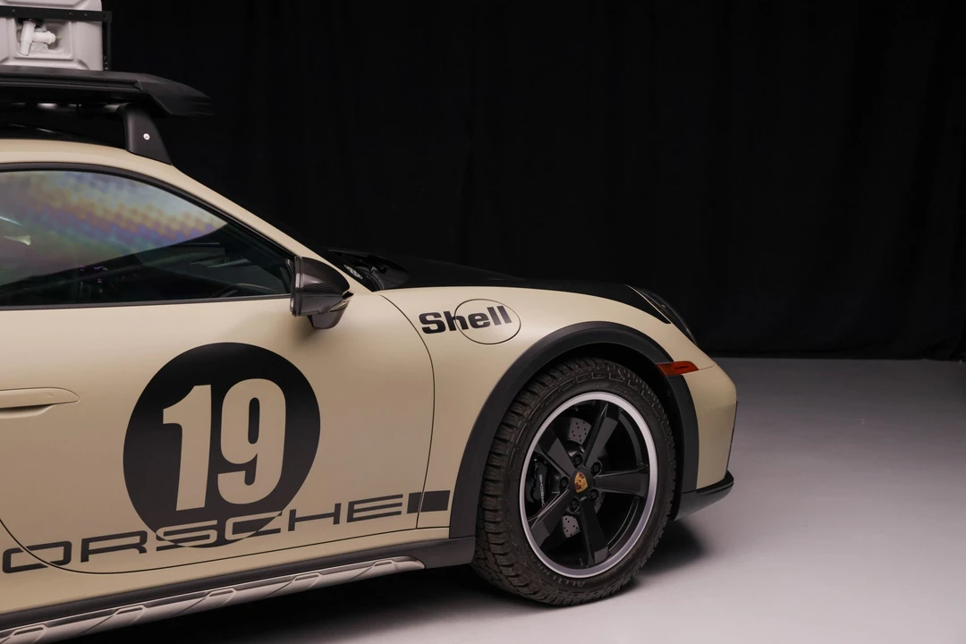 2024 Porsche 992 Dakar - Image 16 of 31