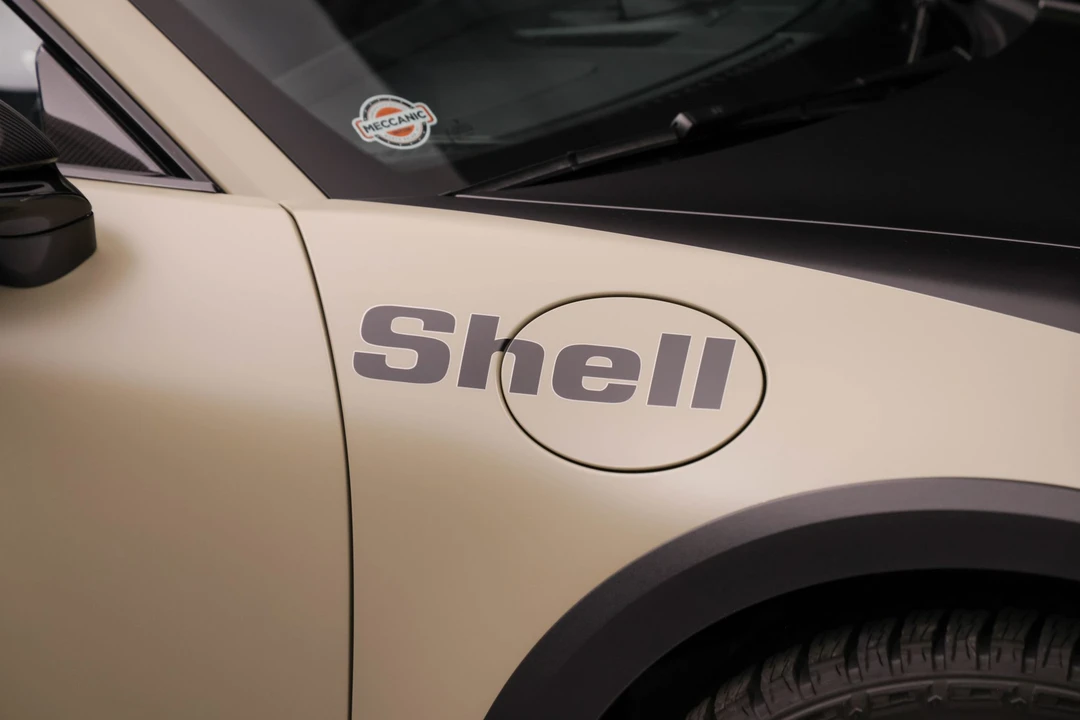 2024 Porsche 992 Dakar - Image 17 of 31