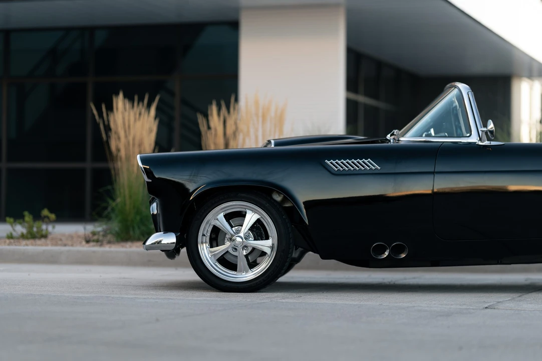 1955 Ford Thunderbird 1st Gen - Image 18 of 31