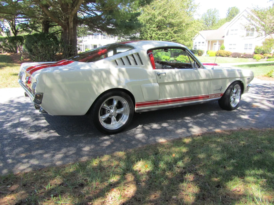 1965 Ford Mustang 1st Gen (1964.5-1966) - Image 4 of 31