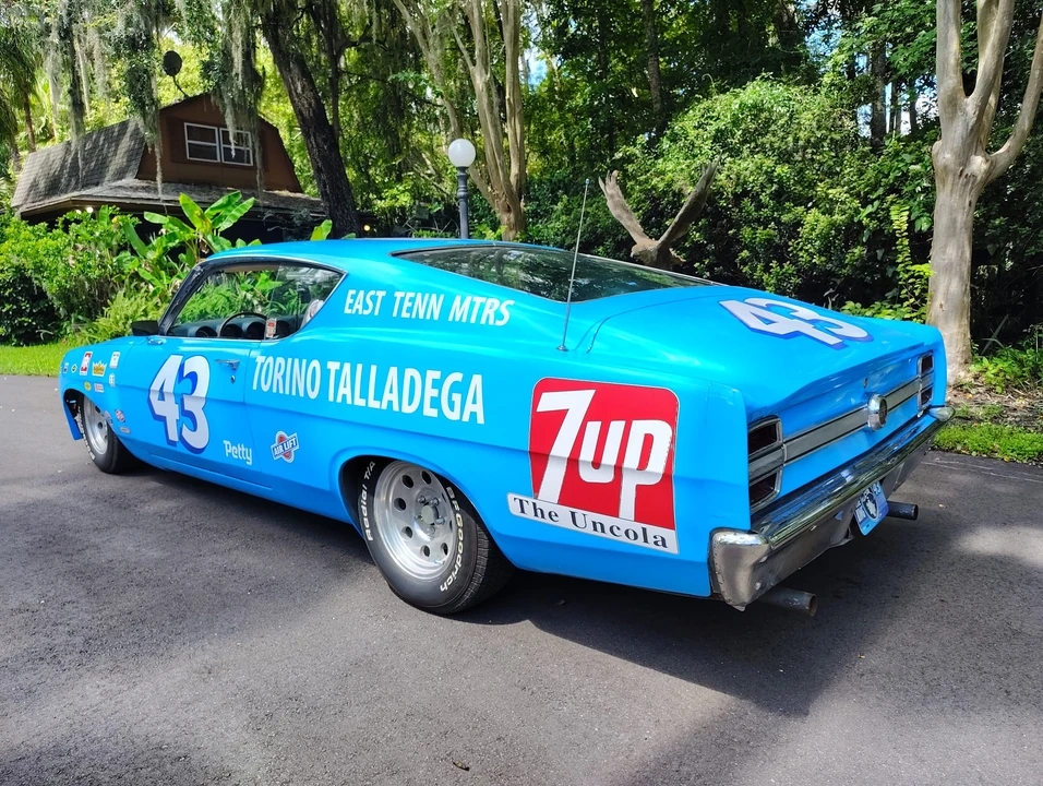 1969 Ford Torino 1st Gen - Image 25 of 31