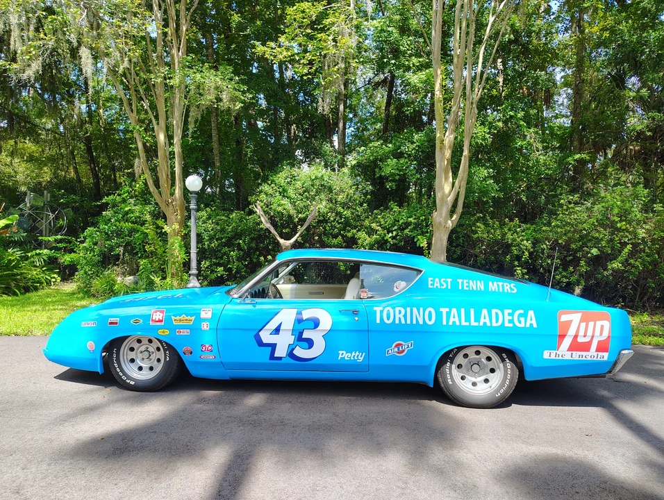 1969 Ford Torino 1st Gen - Image 24 of 31