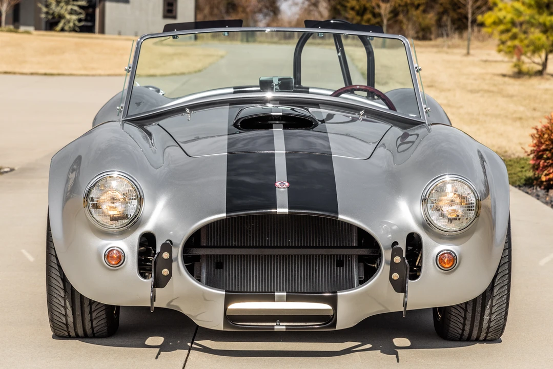 Shelby Cobra Replica - Image 22 of 31