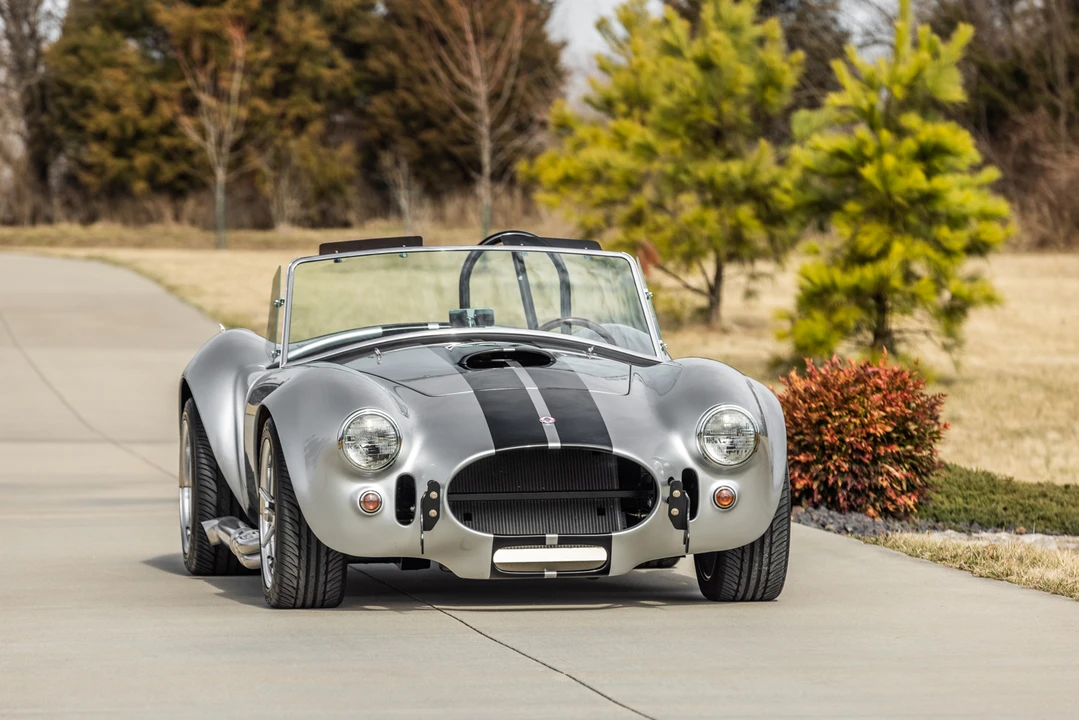 Shelby Cobra Replica - Image 20 of 31