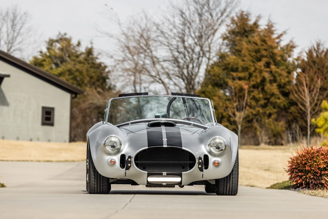 Shelby Cobra Replica - Image 19 of 31
