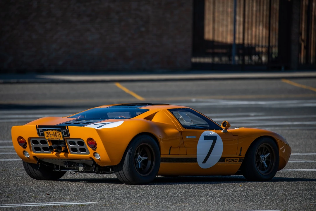 Ford Replica - Image 17 of 31