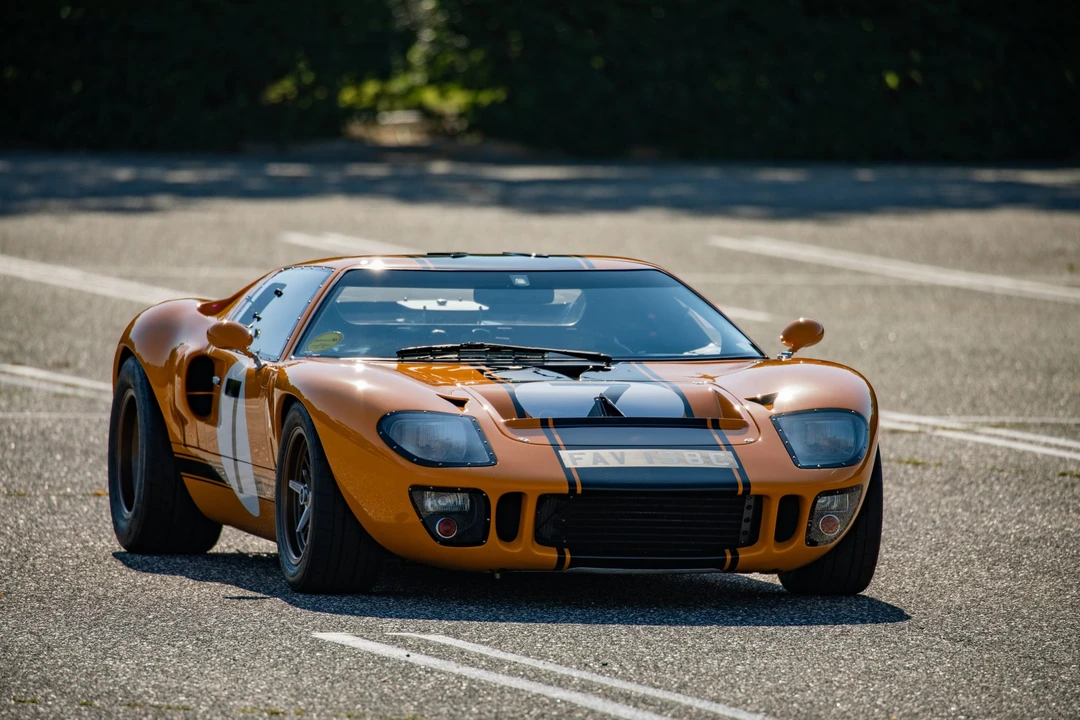 Ford Replica - Image 9 of 31