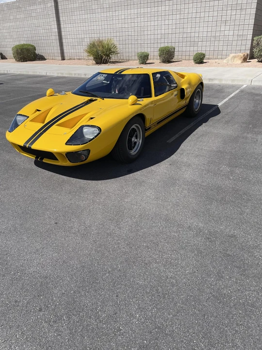 Ford Replica - Image 2 of 31