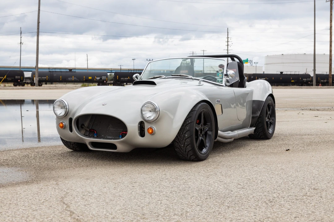 Shelby Cobra Replica - Image 3 of 31