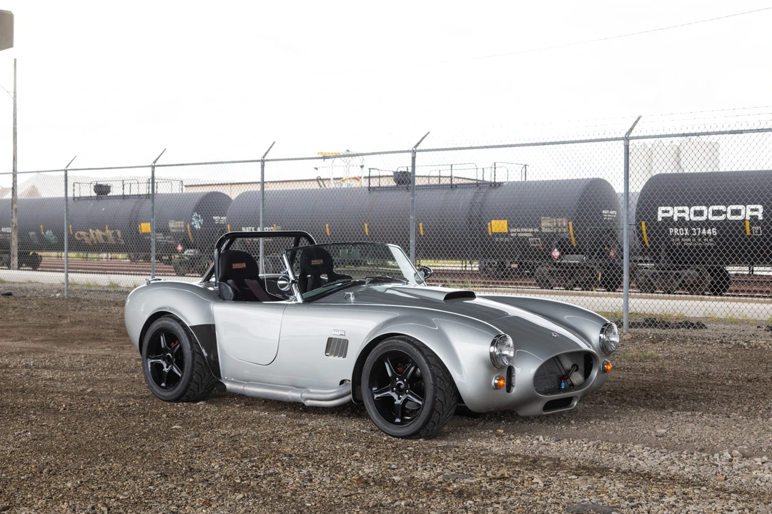 Shelby Cobra Replica - Image 26 of 31