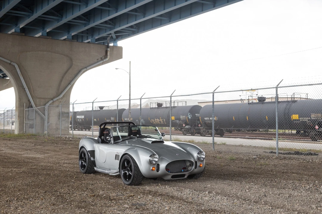Shelby Cobra Replica - Image 28 of 31