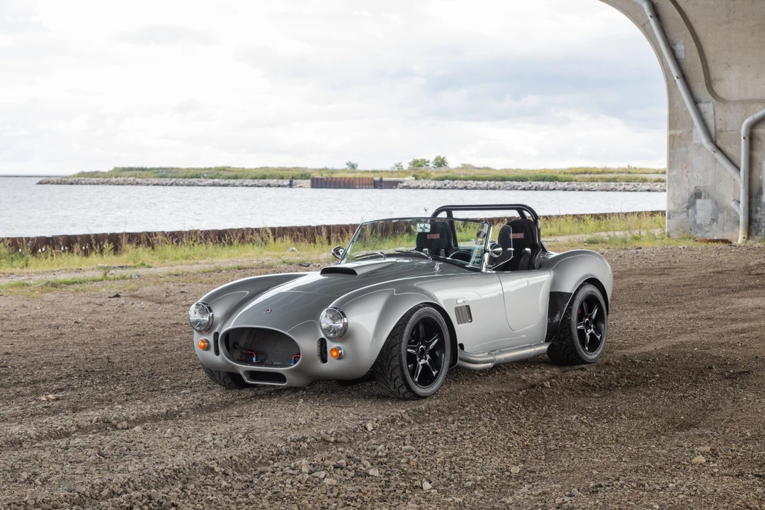 Shelby Cobra Replica - Image 5 of 31