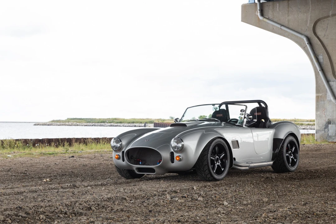 Shelby Cobra Replica - Image 4 of 31