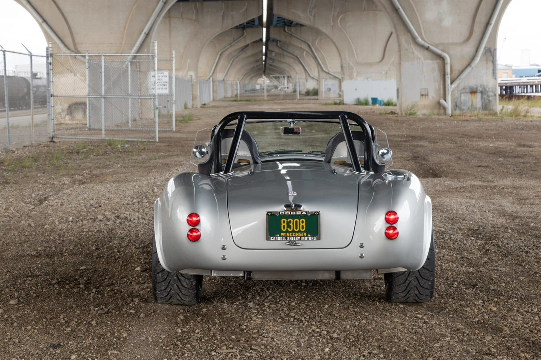 Shelby Cobra Replica - Image 17 of 31