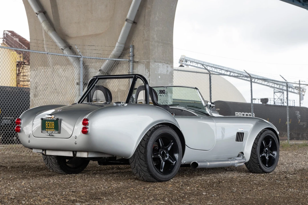 Shelby Cobra Replica - Image 18 of 31