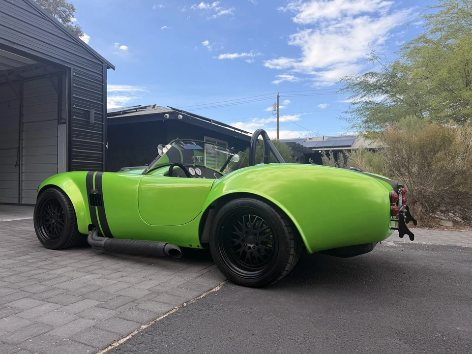 Shelby Cobra Replica - Image 17 of 31
