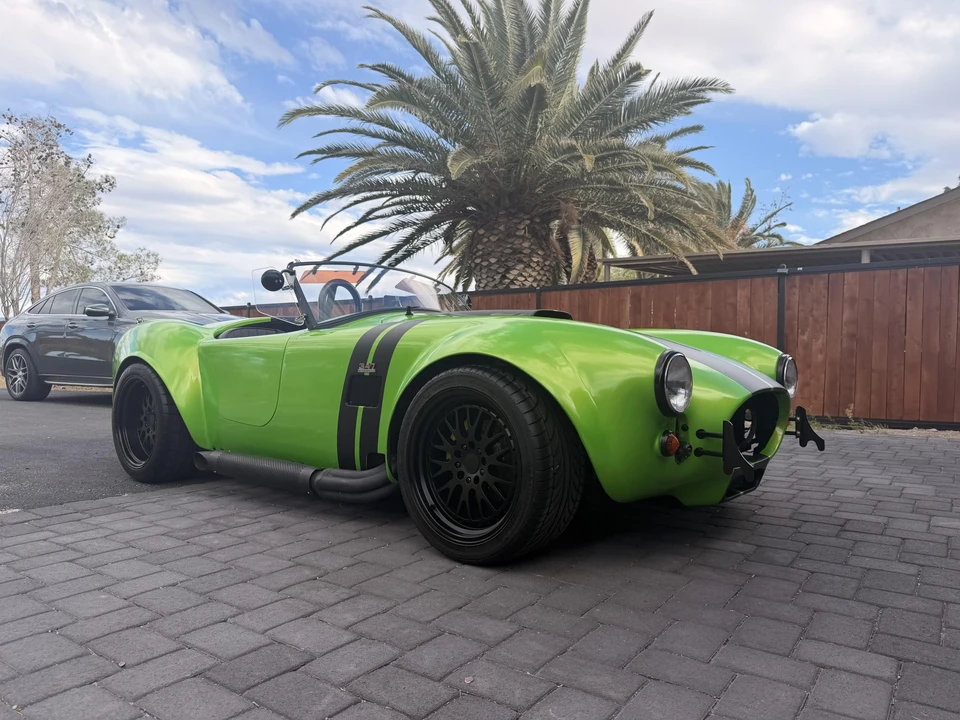 Shelby Cobra Replica - Image 7 of 31