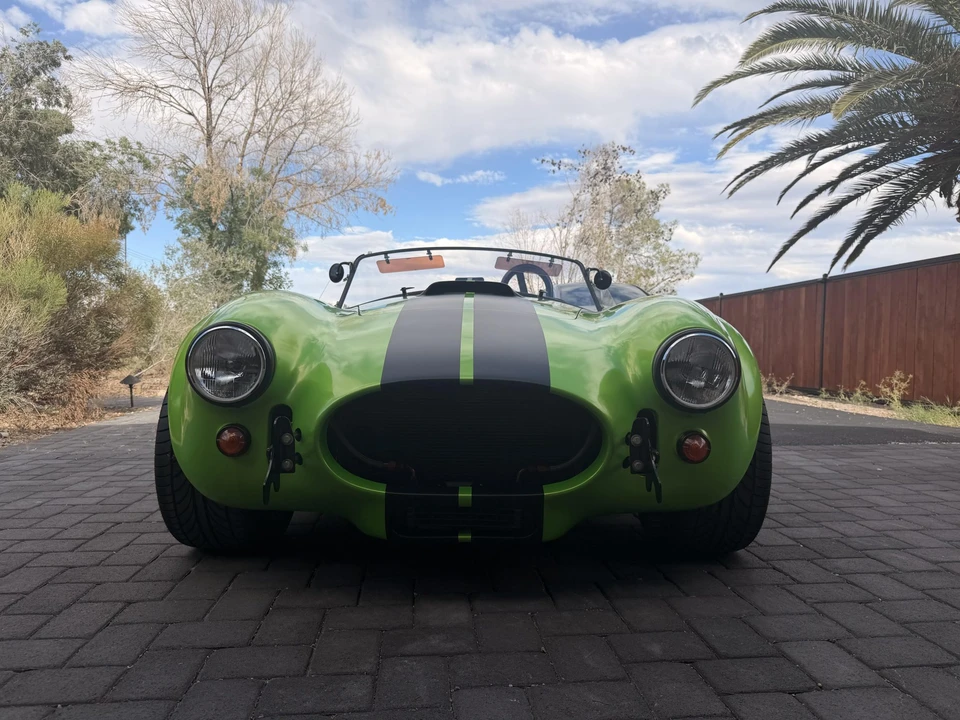 Shelby Cobra Replica - Image 5 of 31