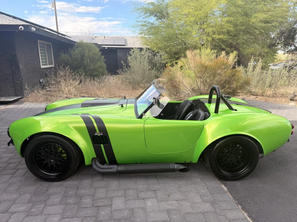 Shelby Cobra Replica - Image 19 of 31