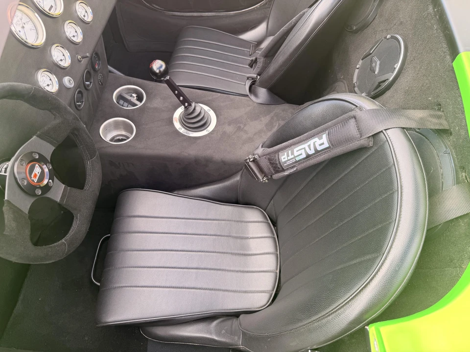 Shelby Cobra Replica - Image 30 of 31