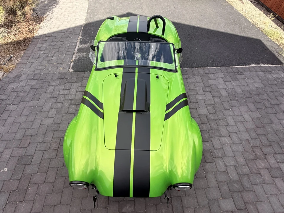 Shelby Cobra Replica - Image 3 of 31